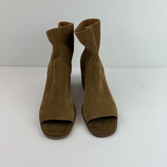 Lucky Brand Ryemi Tan Soft Suede booties size 7.5 M MSRP $130 - Picture 2 of 14